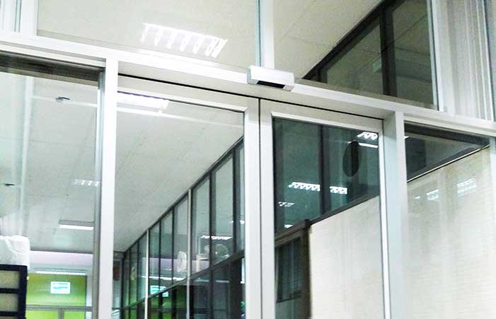 automatic door for hospital